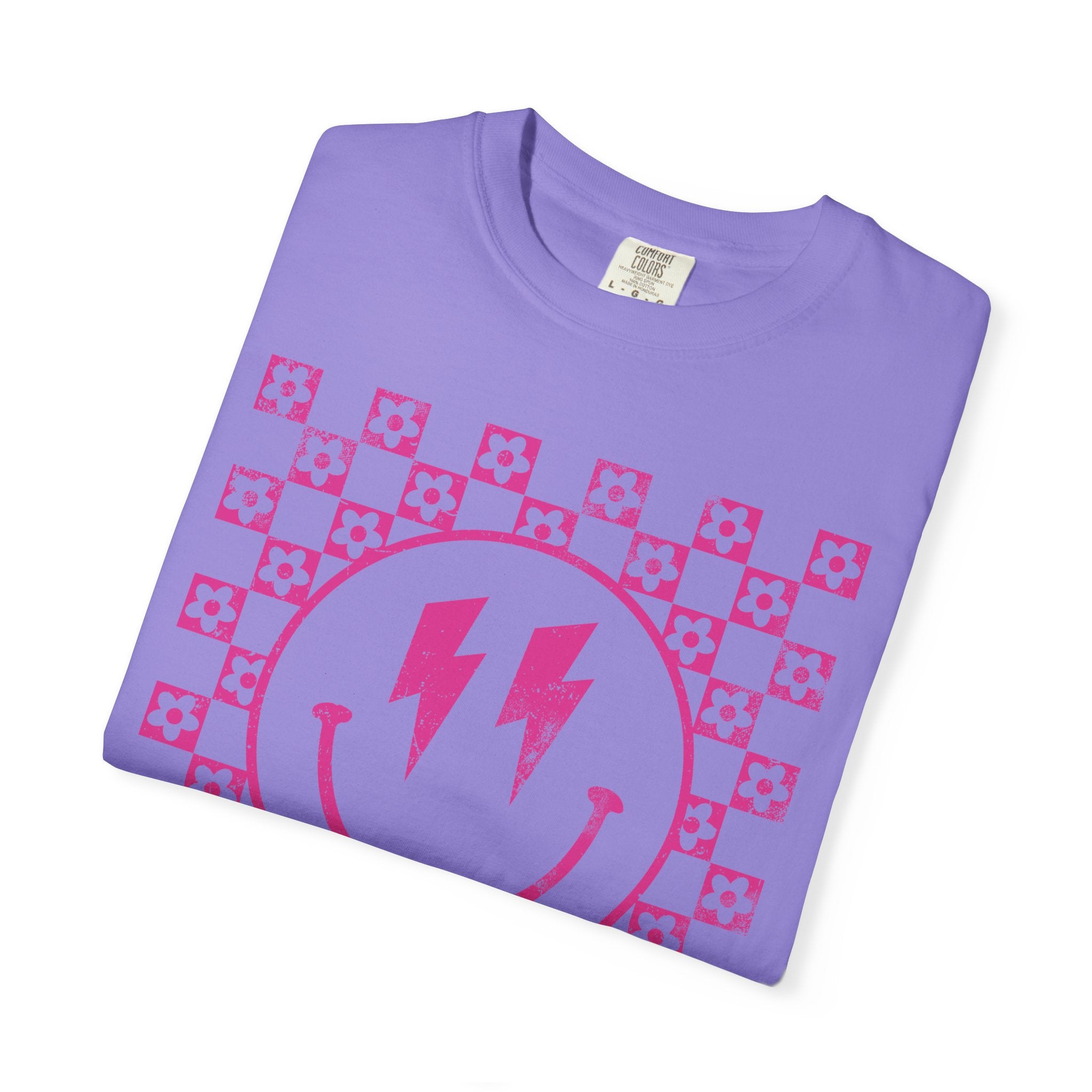Pink Lightning Smile Tee - Retro Checkerboard Graphic T-Shirt