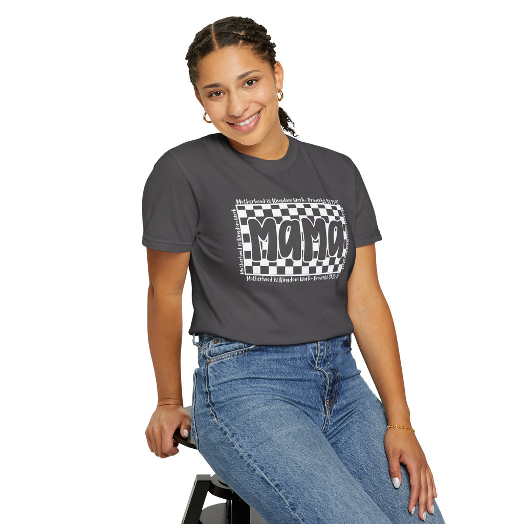 Mama Checkerboard T-Shirt — Retro Black & White Graphic Tee for Moms