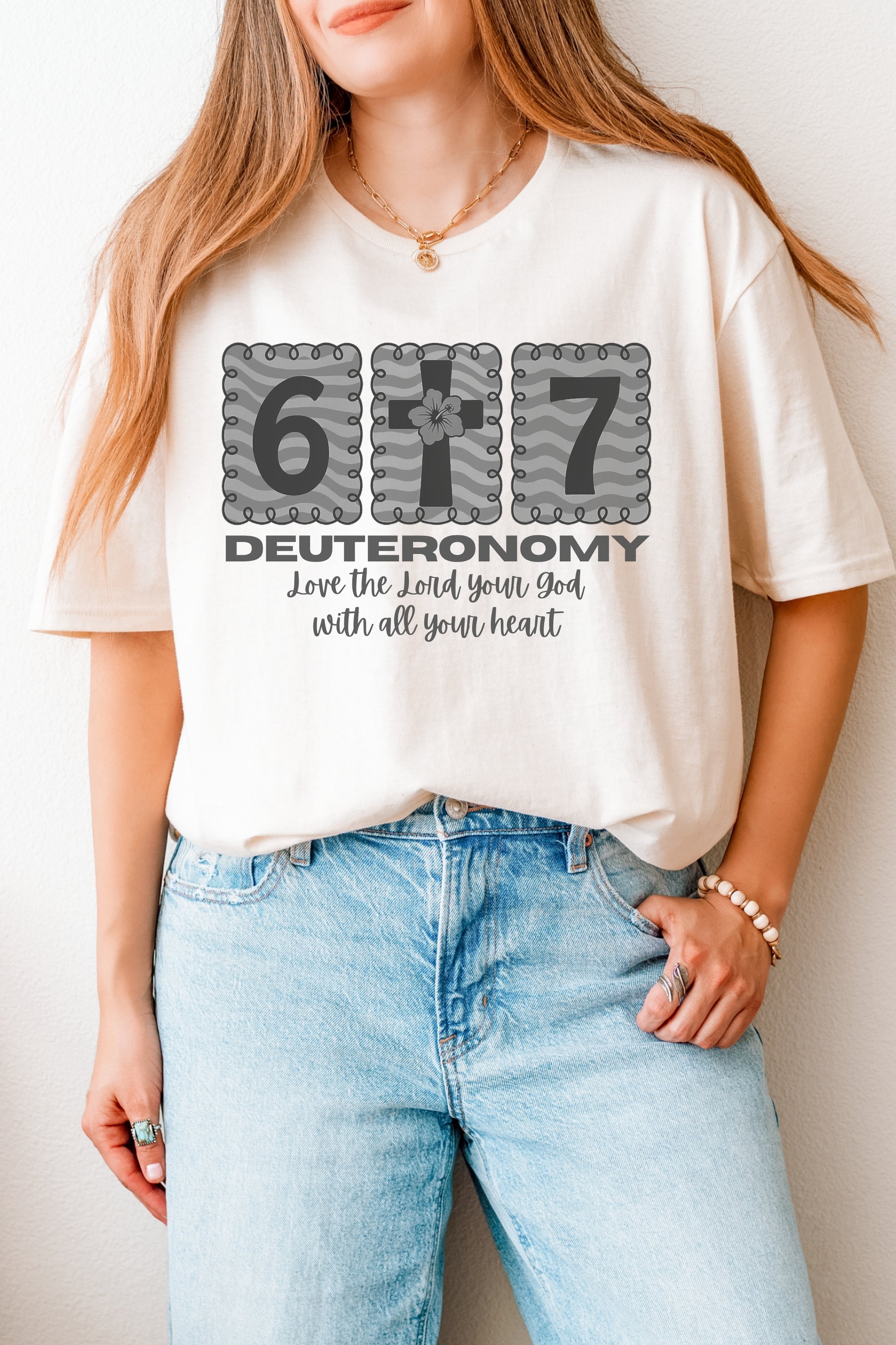 Women’s 6:7 Tee Design