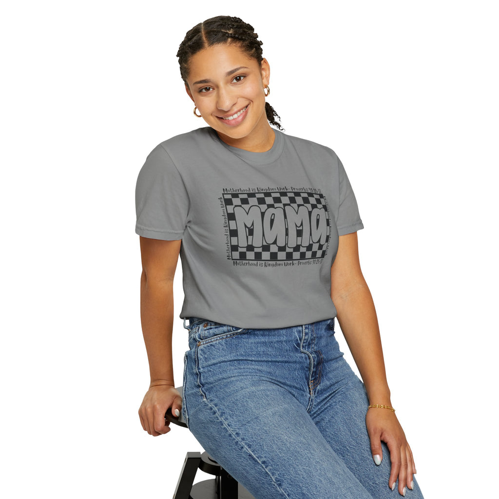 Mama Checkerboard T-Shirt — Retro Black & White Graphic Tee for Moms