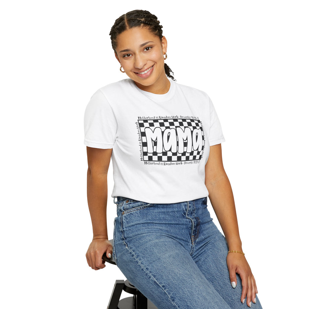 Mama Checkerboard T-Shirt — Retro Black & White Graphic Tee for Moms