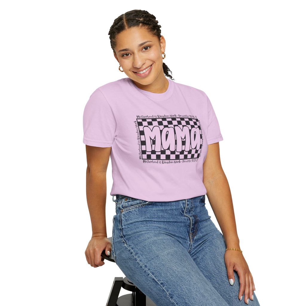 Mama Checkerboard T-Shirt — Retro Black & White Graphic Tee for Moms