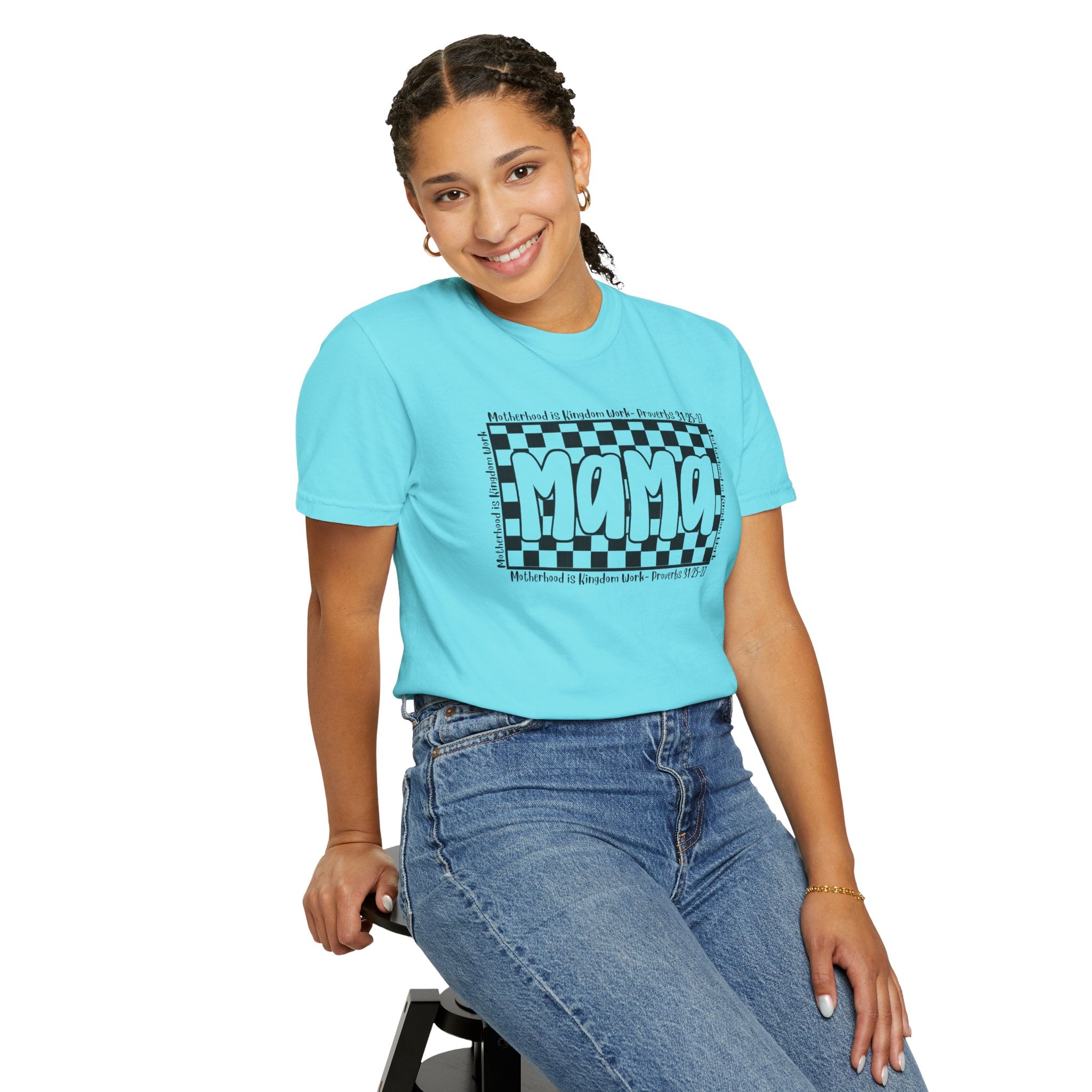 Mama Checkerboard T-Shirt — Retro Black & White Graphic Tee for Moms