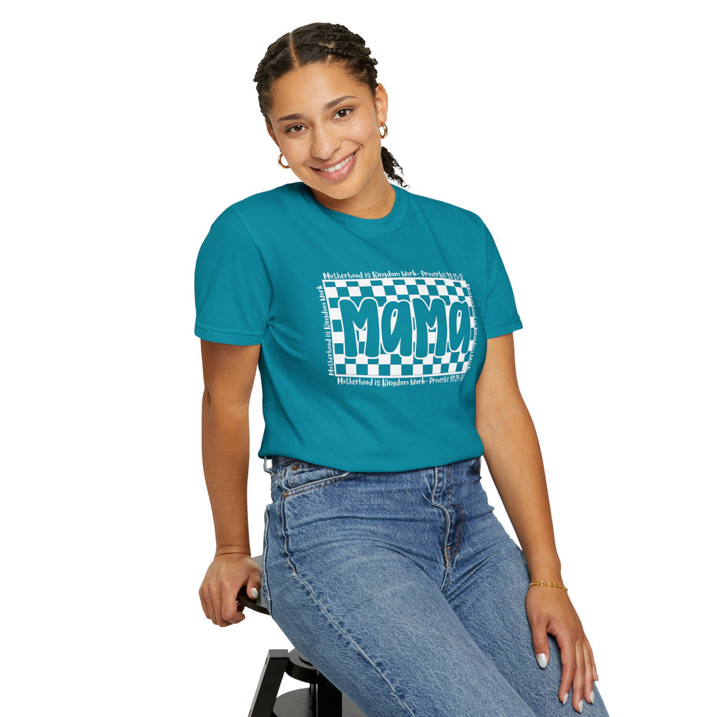 Mama Checkerboard T-Shirt — Retro Black & White Graphic Tee for Moms