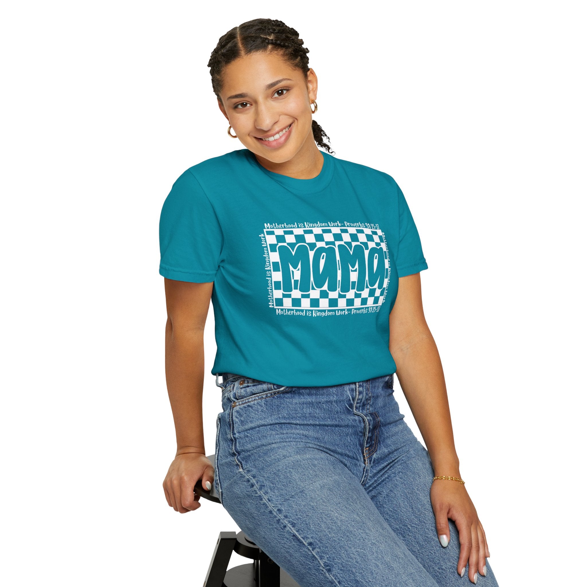 Mama Checkerboard T-Shirt — Retro Black & White Graphic Tee for Moms