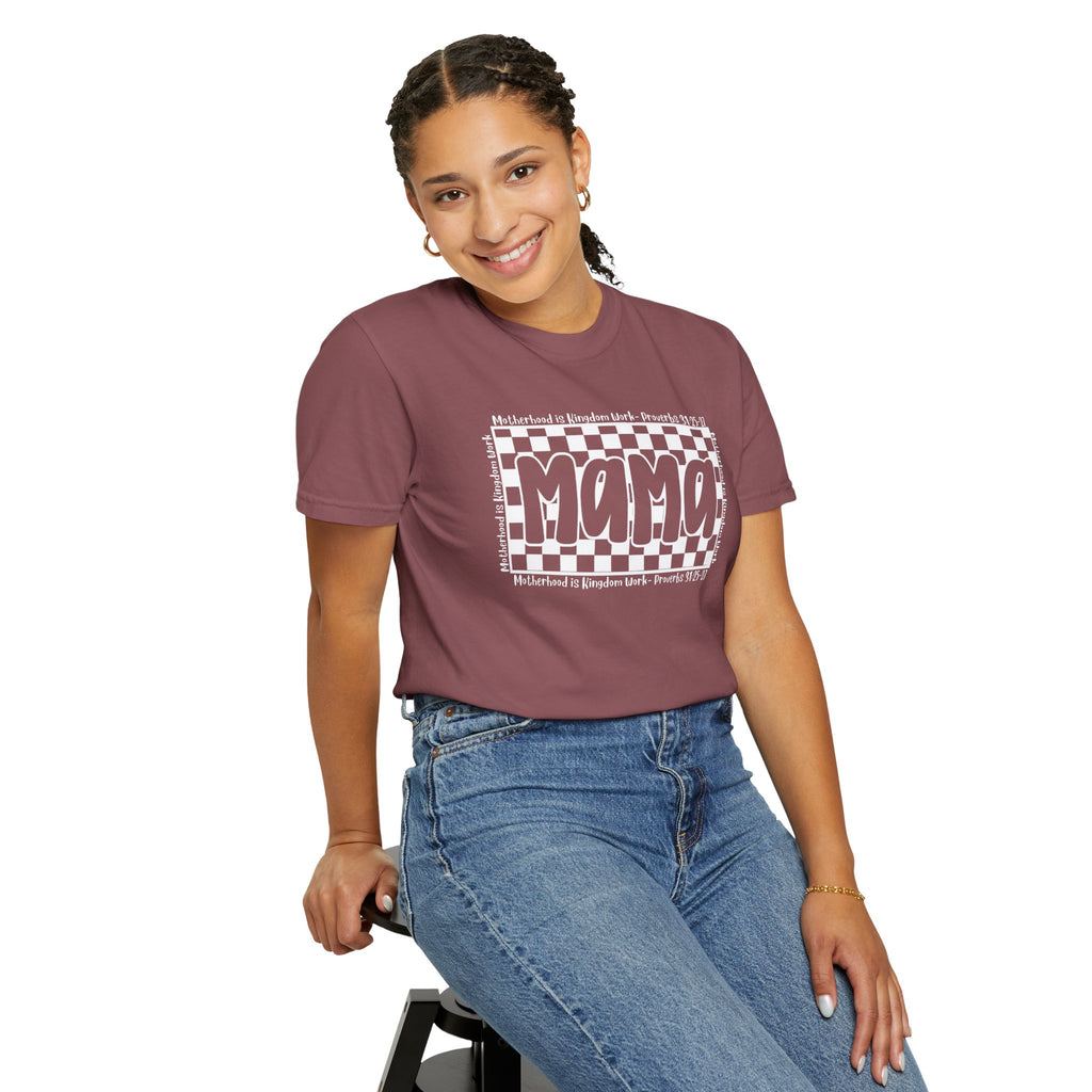Mama Checkerboard T-Shirt — Retro Black & White Graphic Tee for Moms